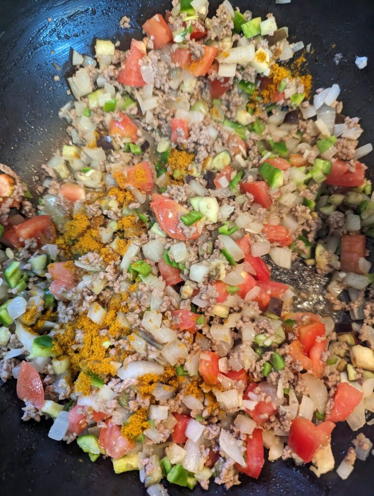 カレー粉と野菜